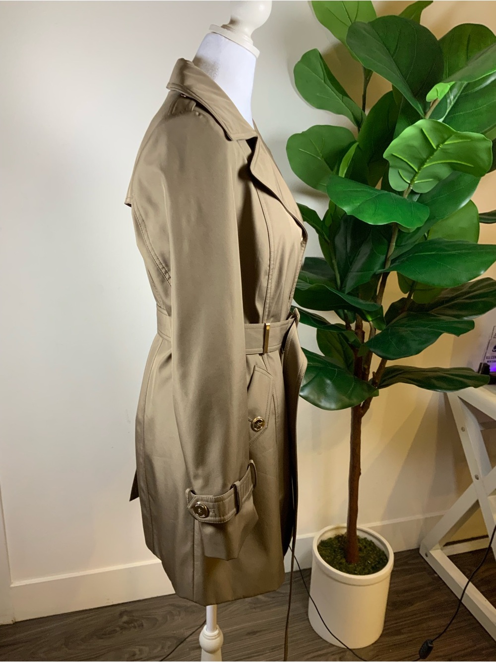 Calvin Klein Tan Trench Coat with Belt - Picture 8 of 16